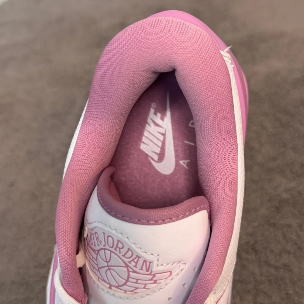 Jordan 2/3 Brand new Womens